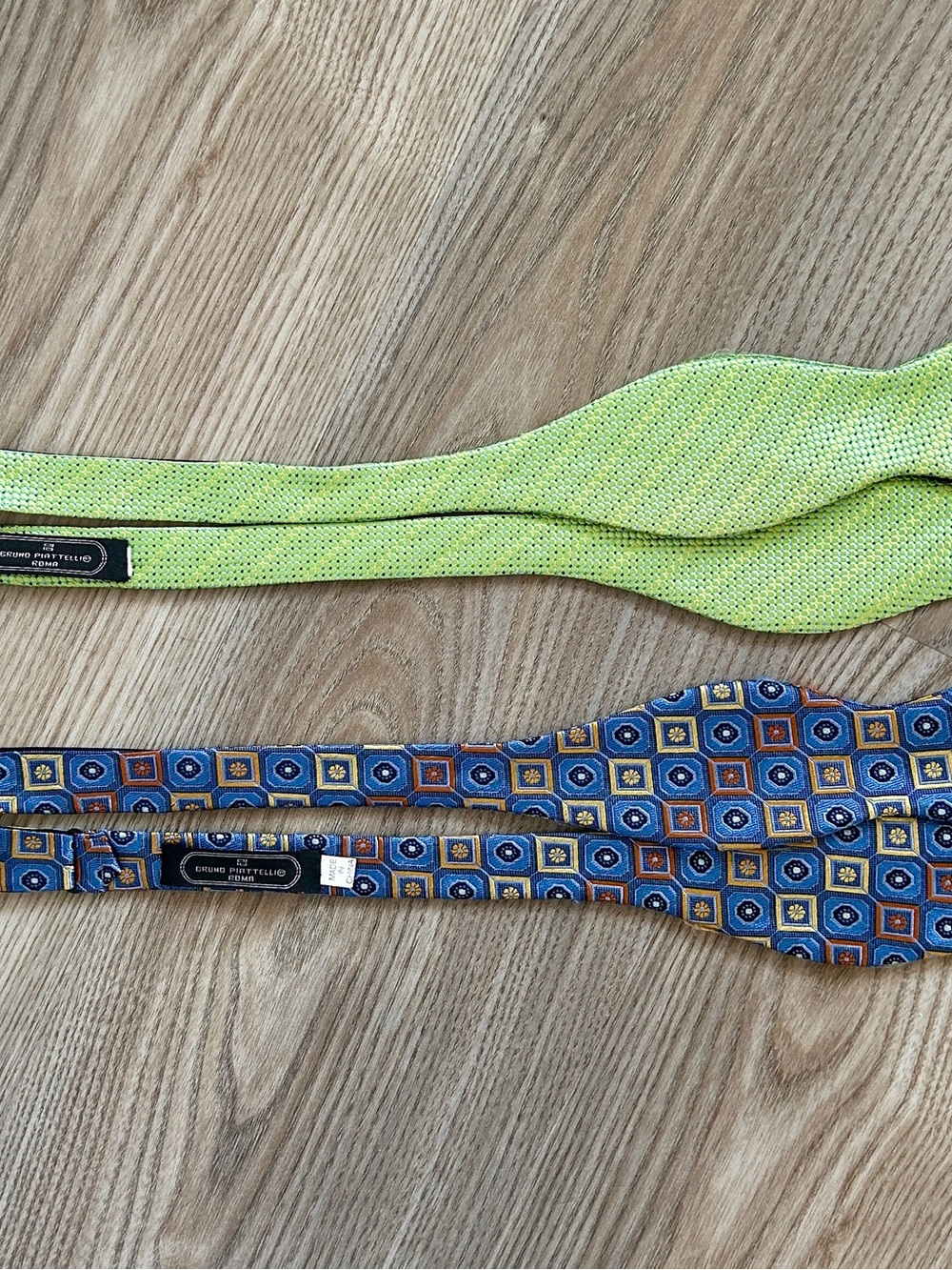 Bruno Piattelli Luxurious Textured Silk Bow Ties